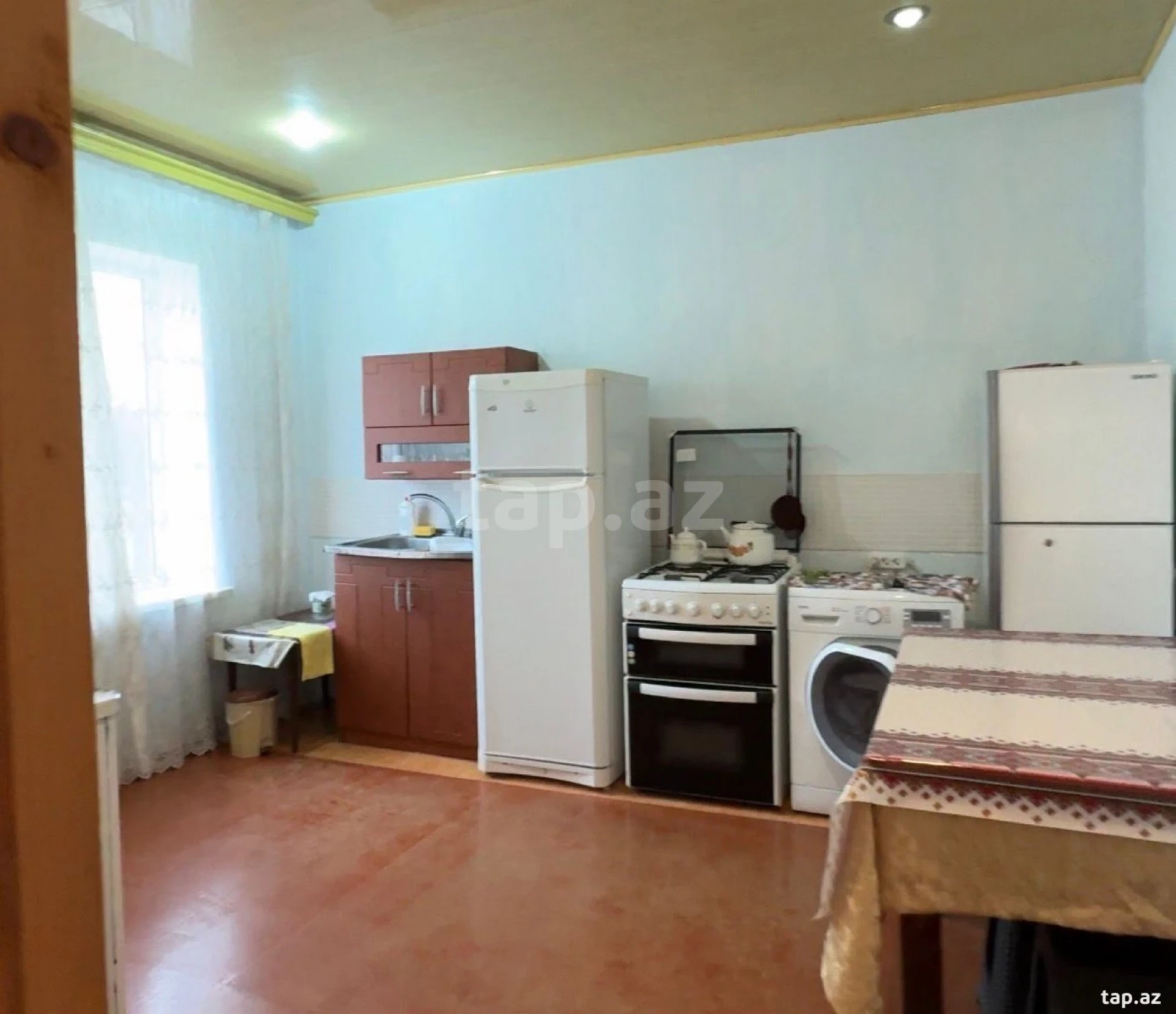 Satılır 3 otaqlı həyət evi