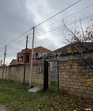 Satılır 3 otaqlı həyət evi