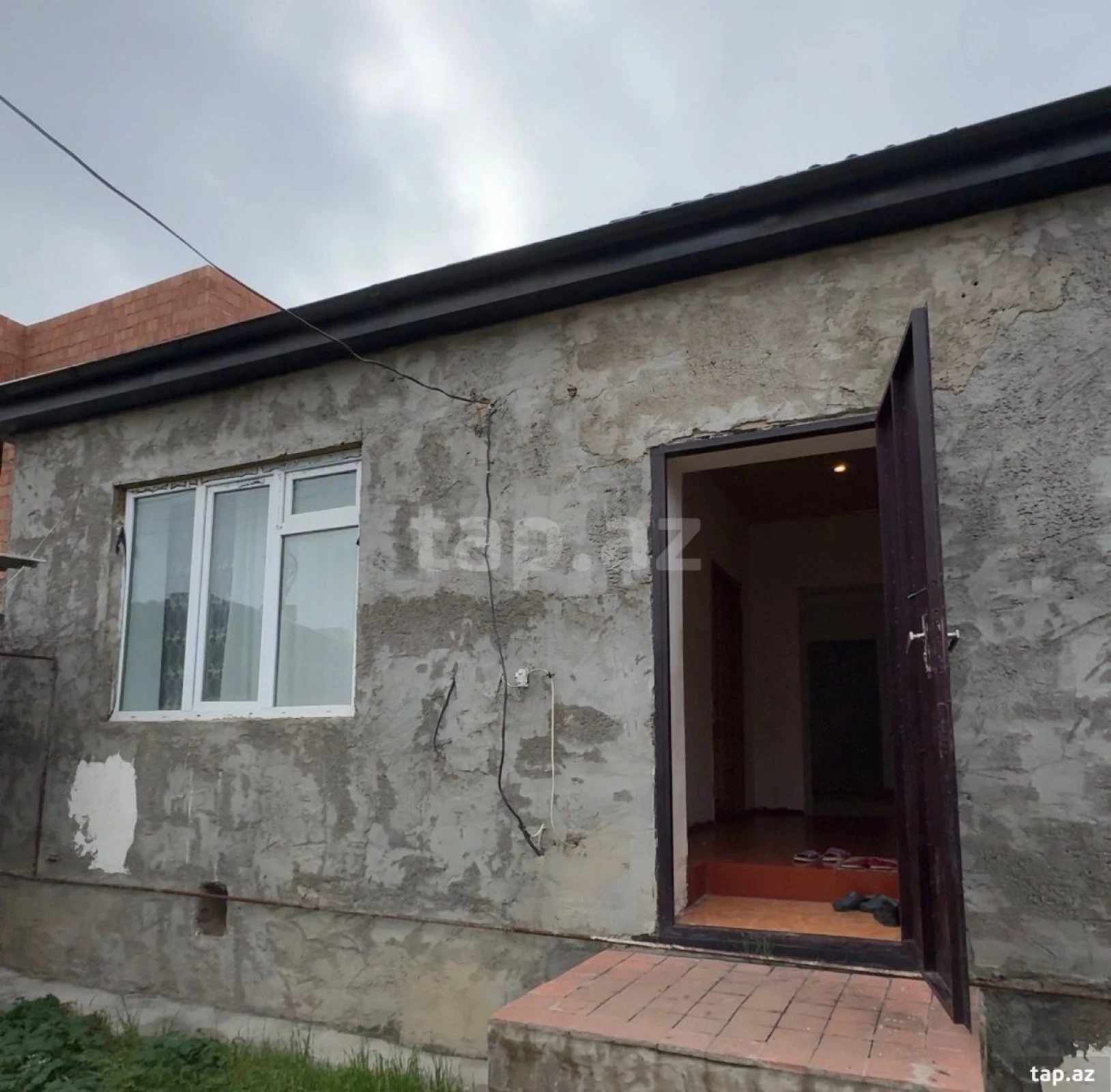 Satılır 3 otaqlı həyət evi