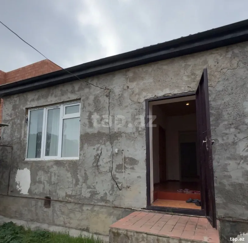 Satılır 3 otaqlı həyət evi