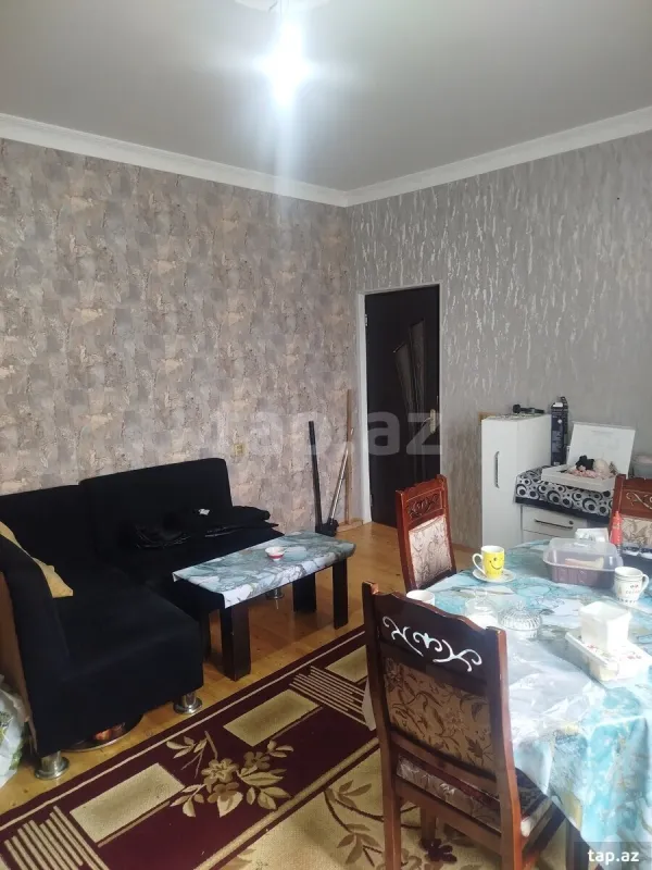 Satılır 5 otaqlı həyət evi