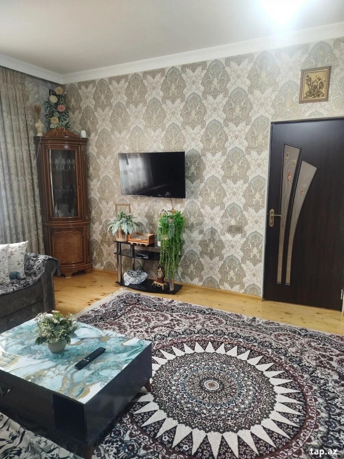 Satılır 5 otaqlı həyət evi