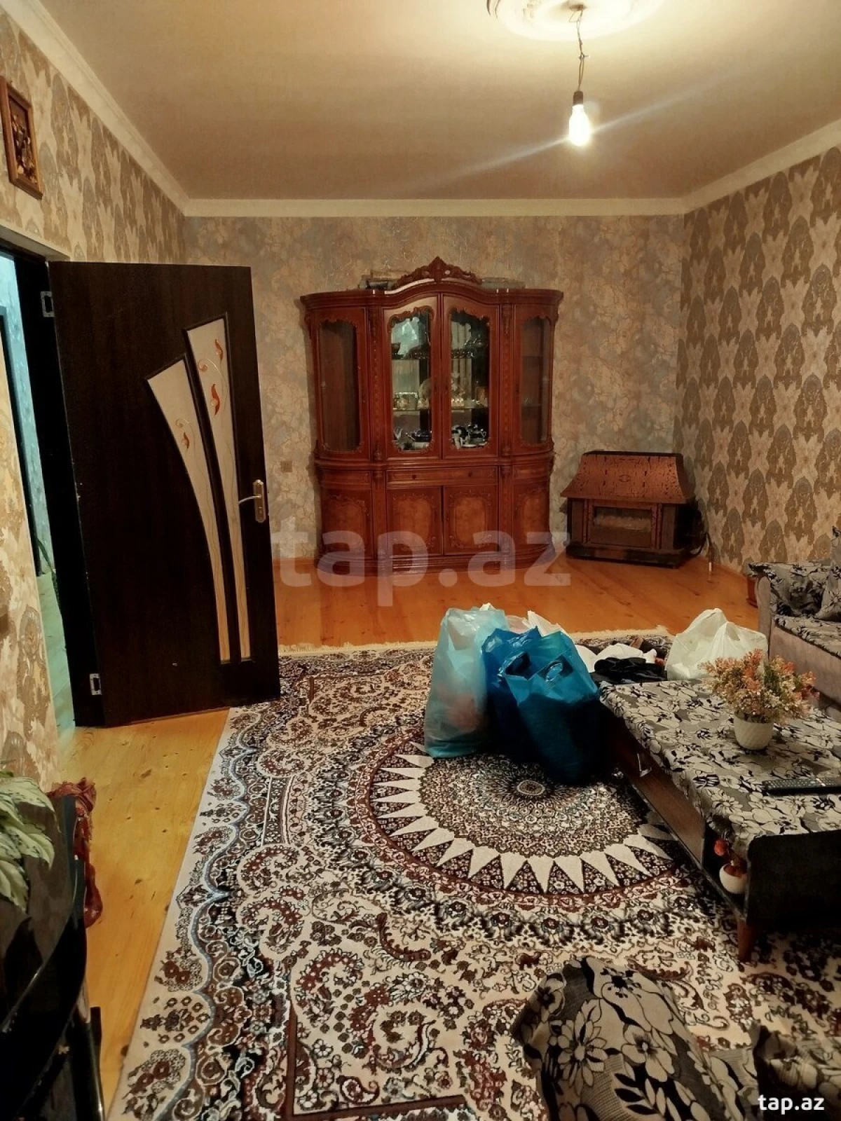 Satılır 5 otaqlı həyət evi