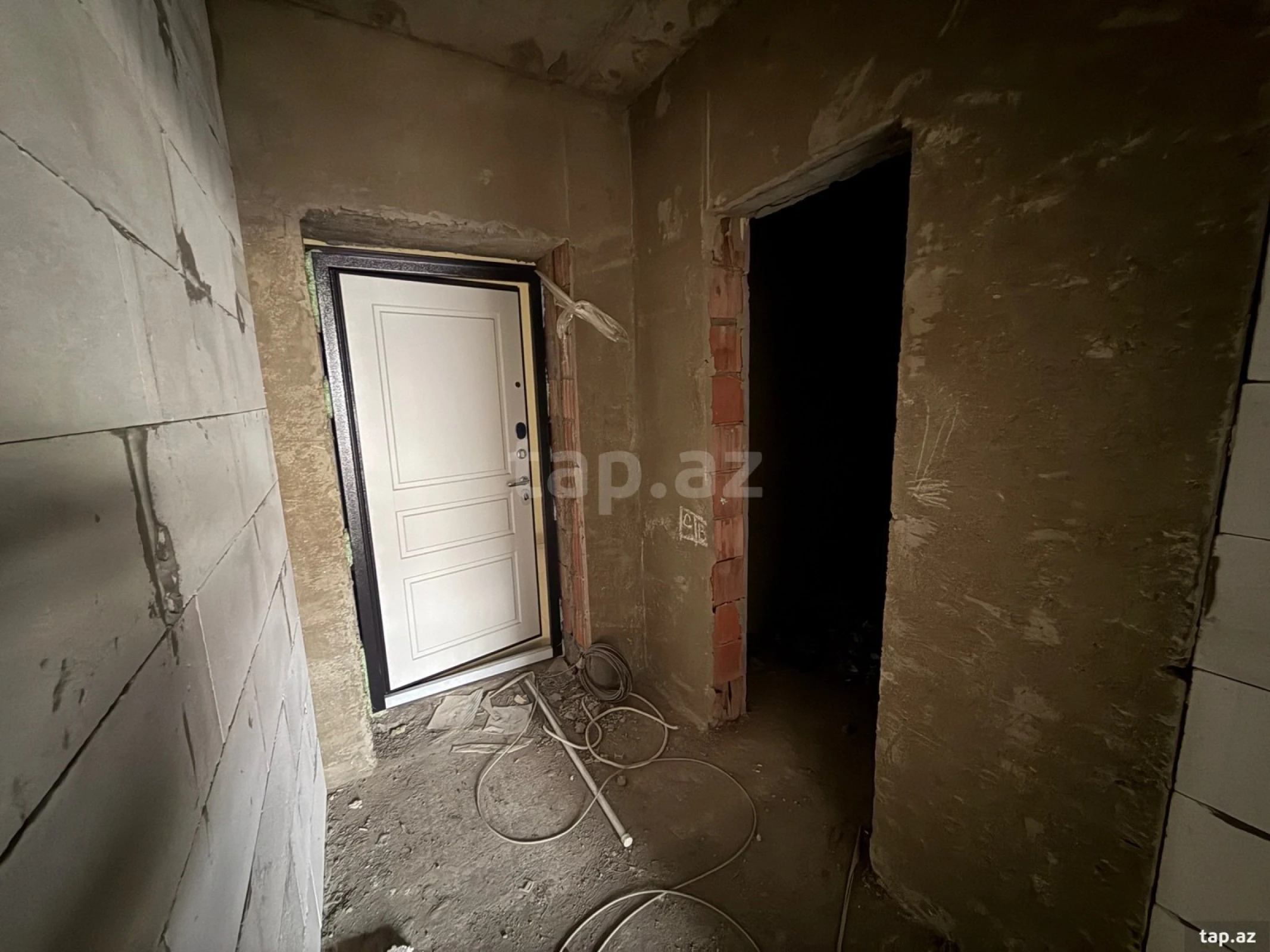 Satılır 2 otaqlı yeni tikili 43 m²