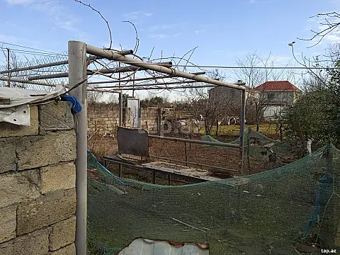 Satılır 3 otaqlı həyət evi