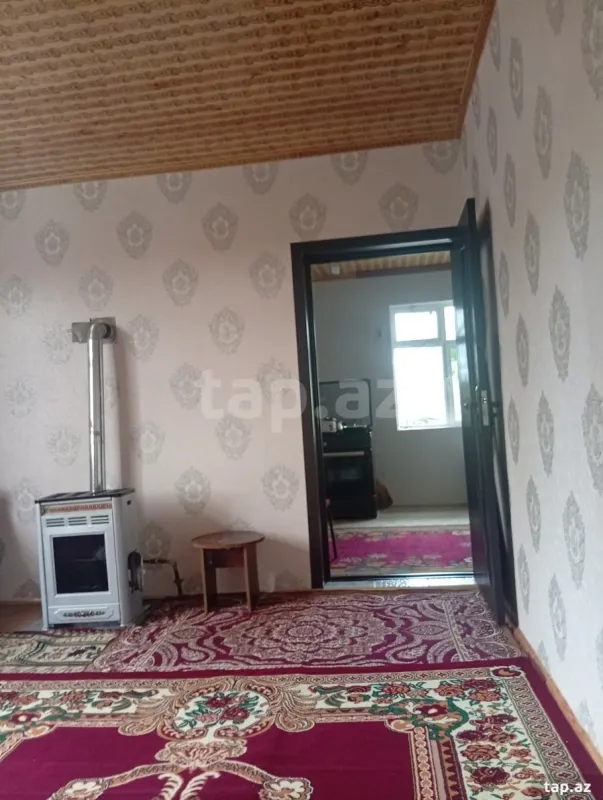 Satılır 3 otaqlı həyət evi