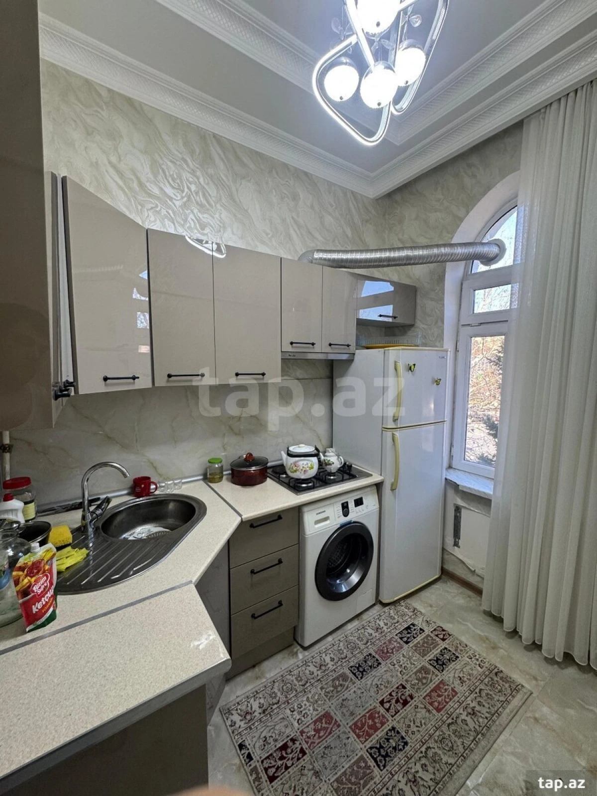 Kirayə verilir 2 otaqlı mənzil 55 m²