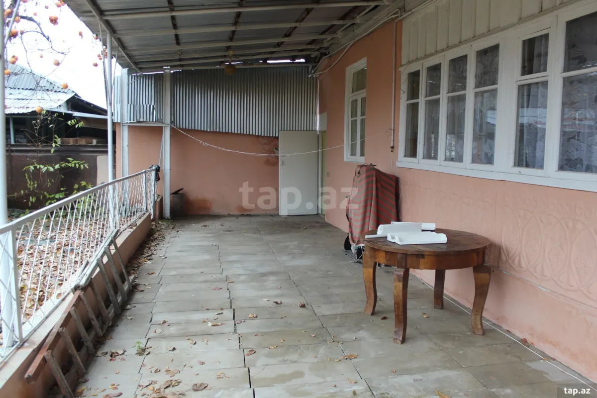 Satılır 2 otaqlı həyət evi