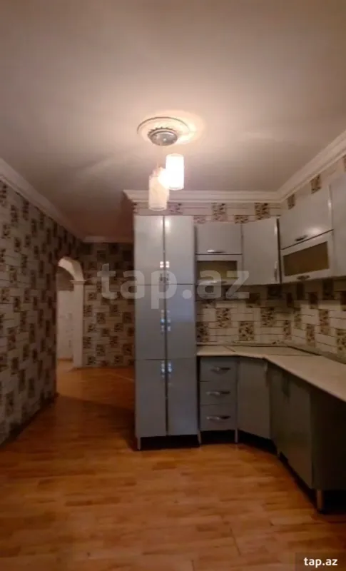 Satılır 2 otaqlı mənzil 58 m²