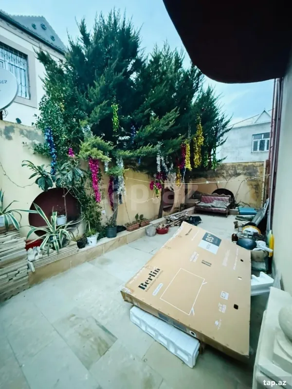 Satılır 4 otaqlı həyət evi