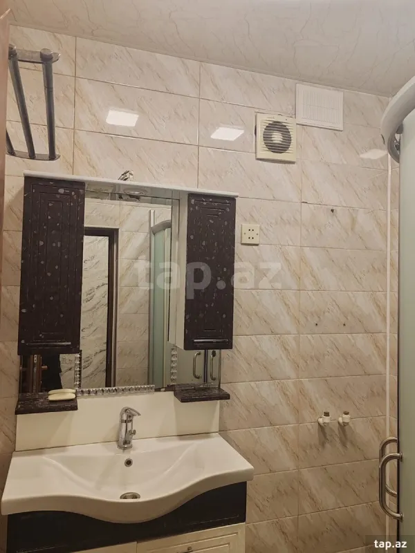 Satılır 3 otaqlı mənzil 72 m²