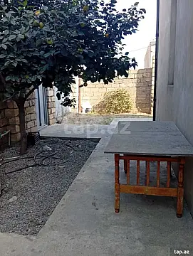 Satılır 4 otaqlı həyət evi