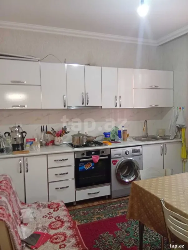 Satılır 4 otaqlı həyət evi