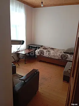 Kirayə verilir 4 otaqlı həyət evi