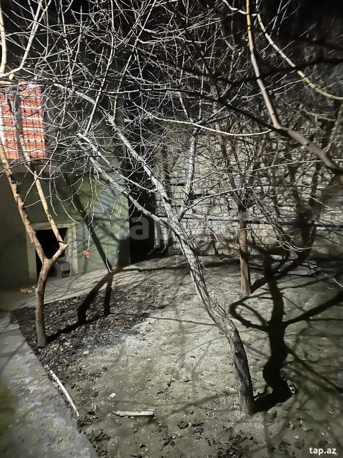 Satılır 3 otaqlı həyət evi