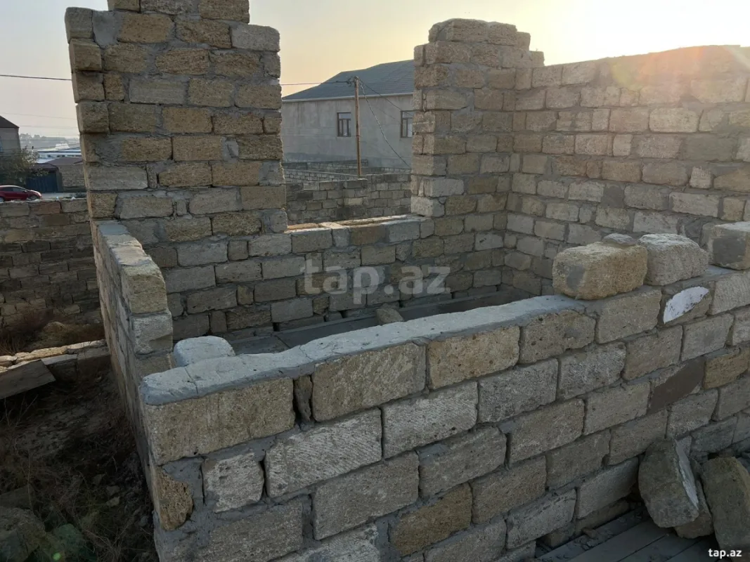 Satılır 3 otaqlı həyət evi