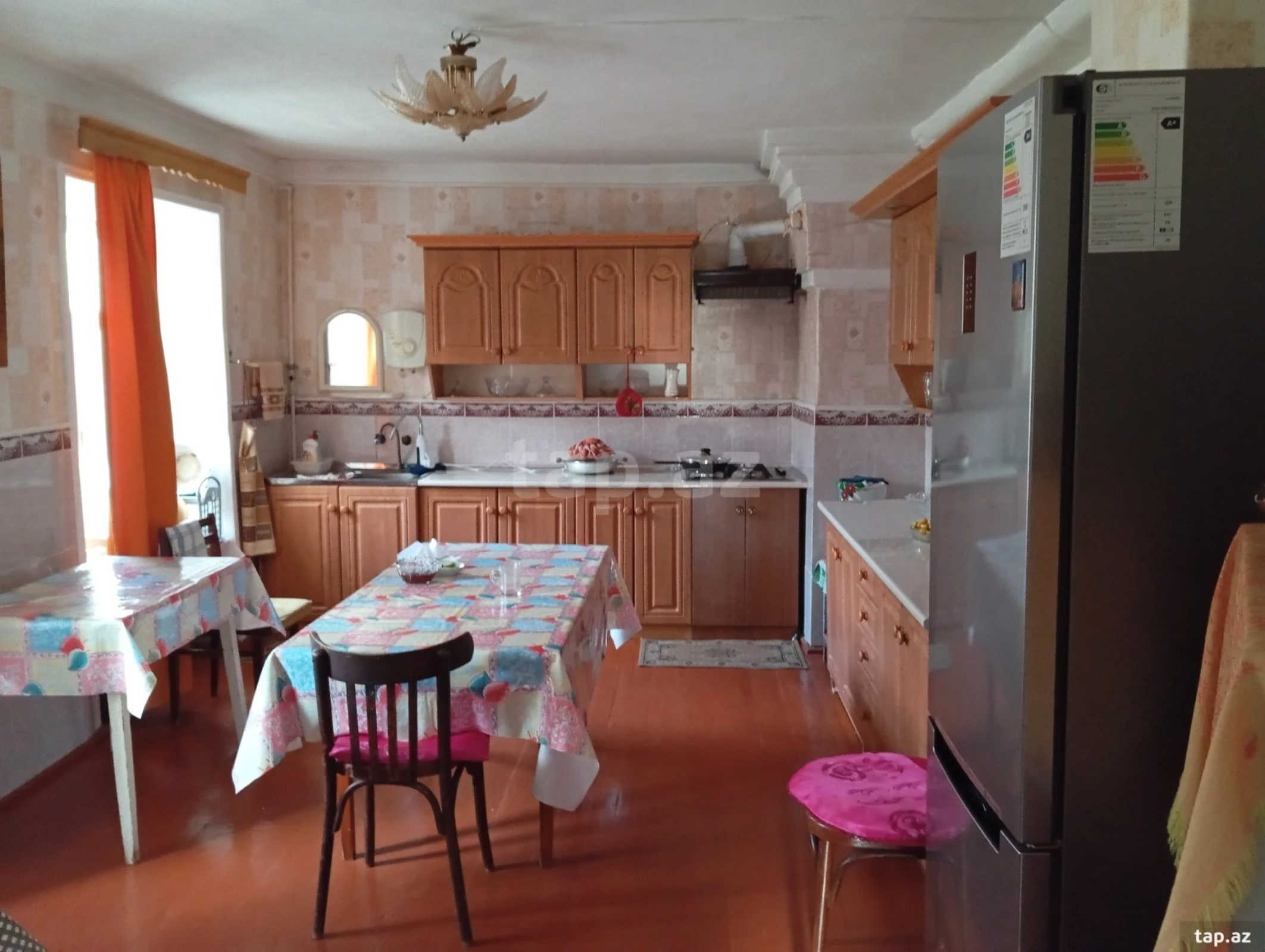 Satılır 5 otaqlı həyət evi