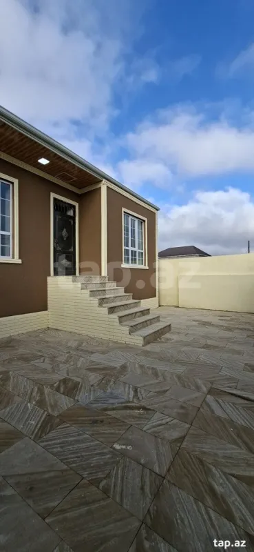 Satılır 3 otaqlı həyət evi