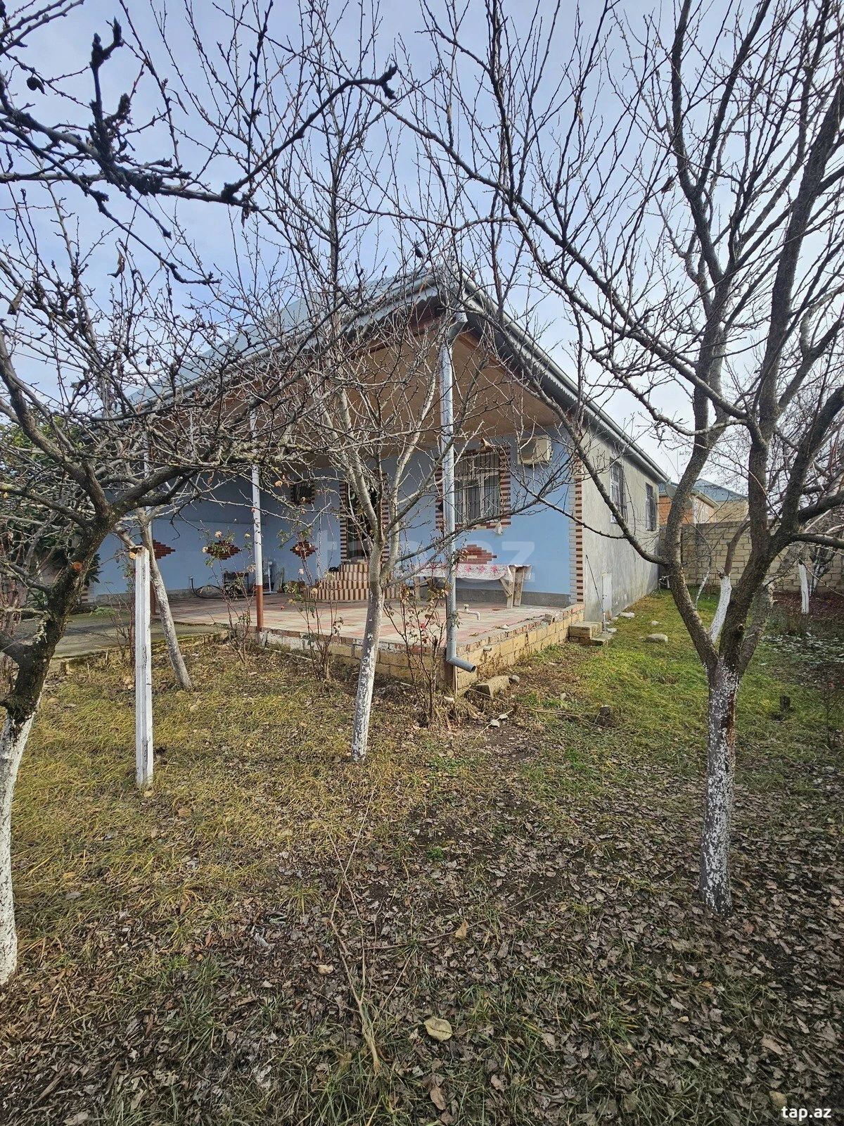 Satılır 3 otaqlı həyət evi