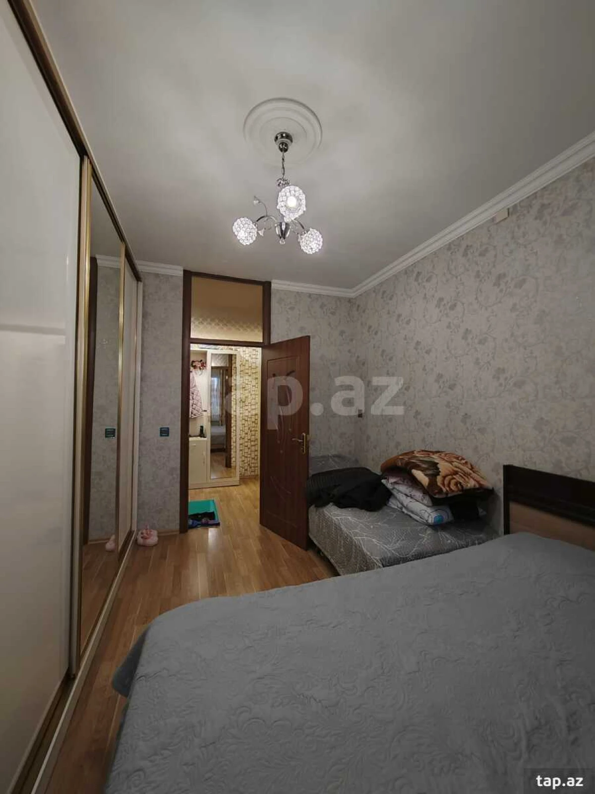 Satılır 2 otaqlı mənzil 60 m²