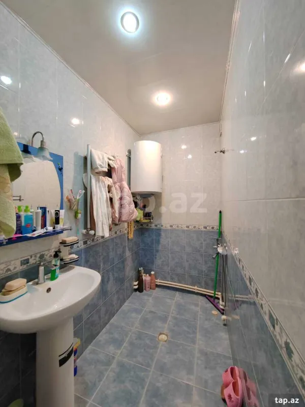 Satılır 2 otaqlı mənzil 60 m²