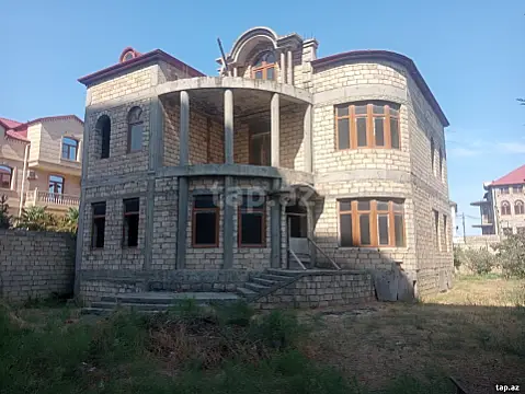 Satılır 6 otaqlı həyət evi — Bakı 6 otaq