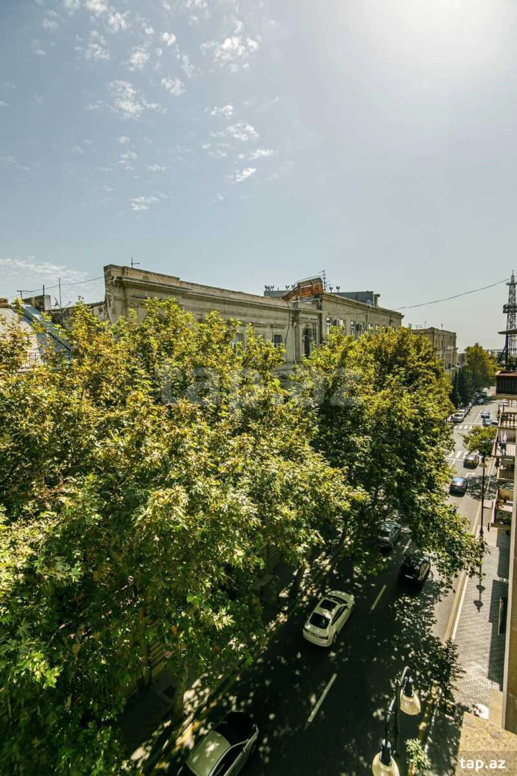 Kirayə verilir 3 otaqlı mənzil 120 m²