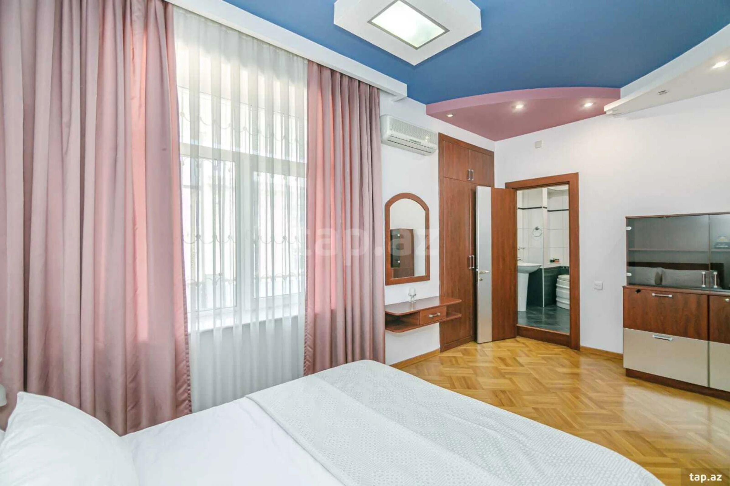 Kirayə verilir 3 otaqlı mənzil 120 m²