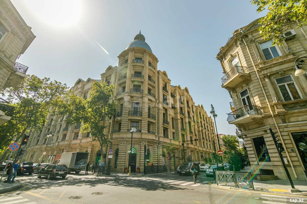 Kirayə verilir 3 otaqlı mənzil 120 m²