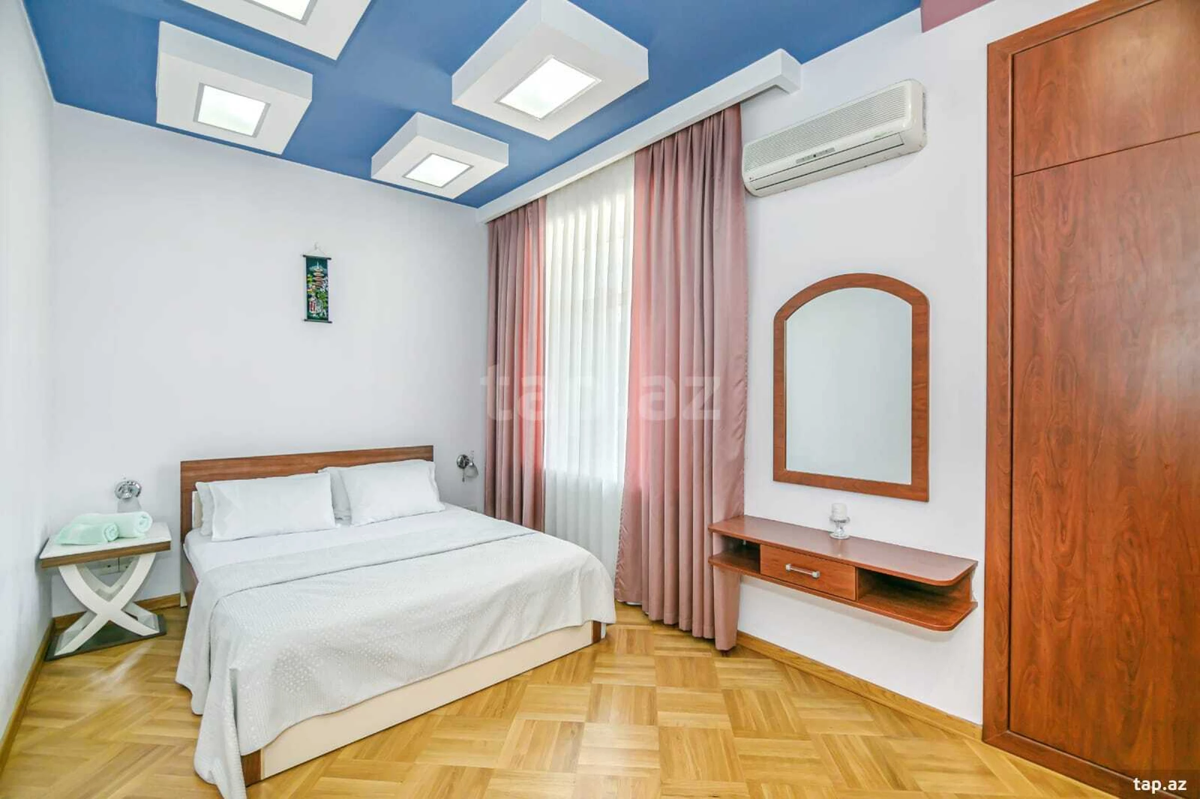 Kirayə verilir 3 otaqlı mənzil 120 m²