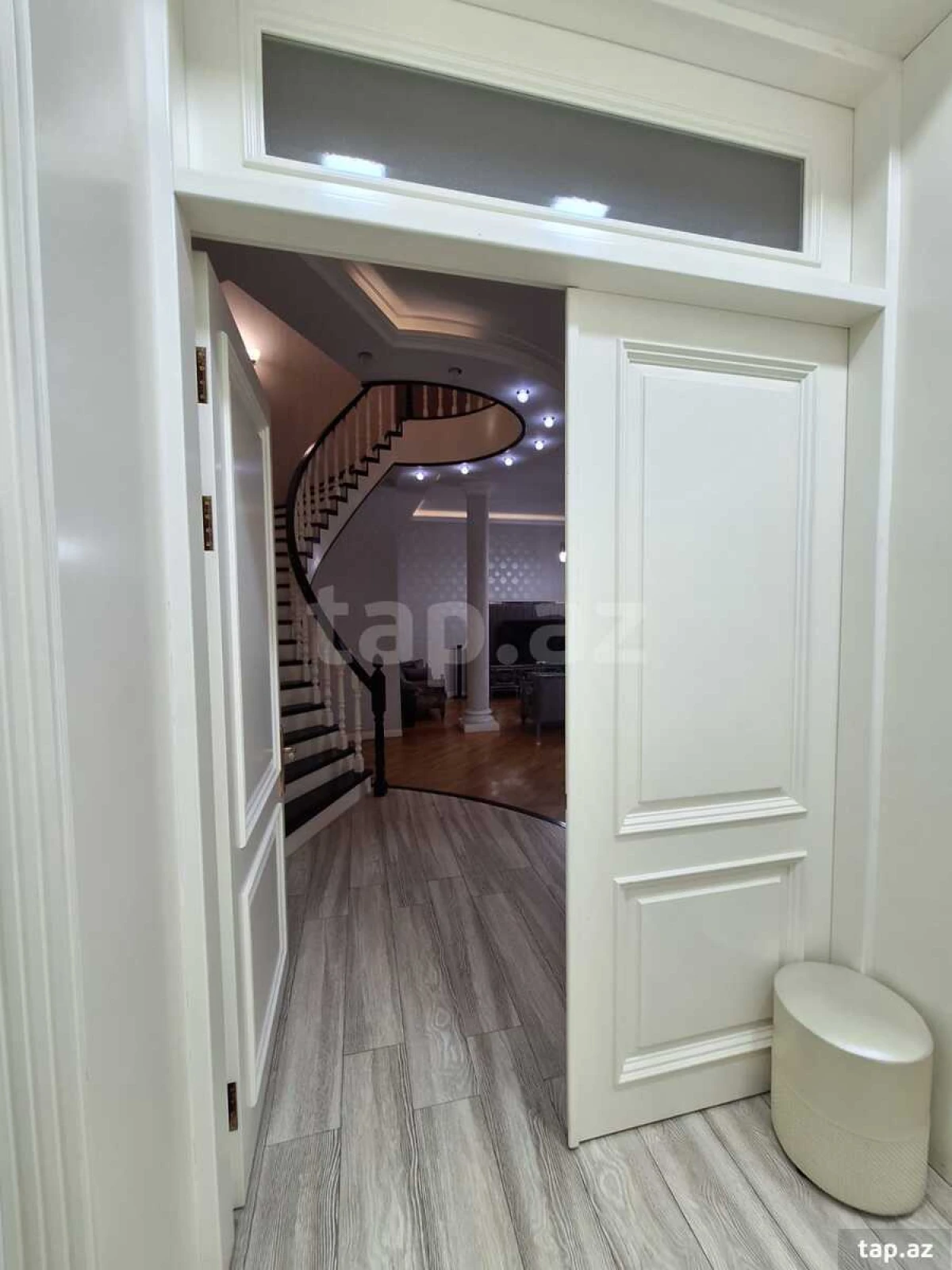 Satılır 4 otaqlı həyət evi