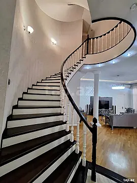 Satılır 4 otaqlı həyət evi