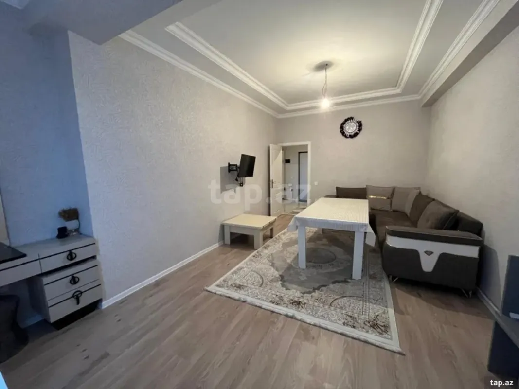 Kirayə verilir 2 otaqlı yeni tikili 66 m²