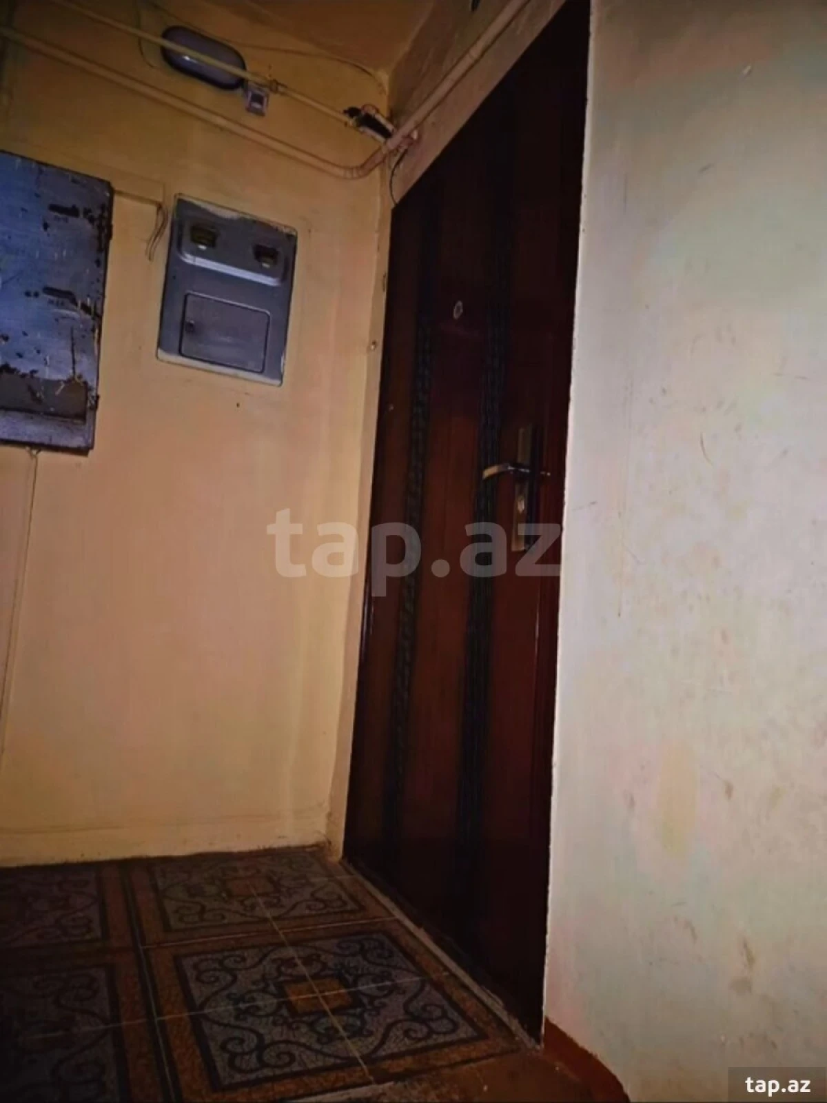 Satılır 4 otaqlı mənzil 90 m²