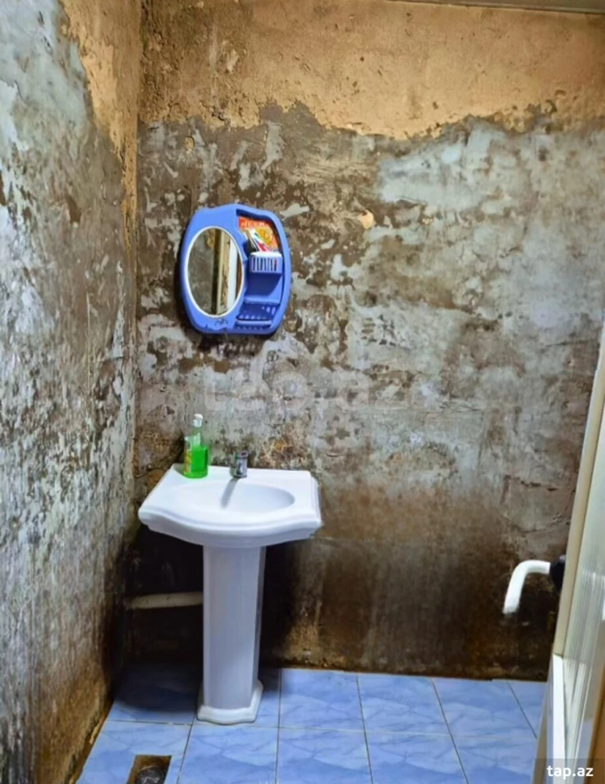 Satılır 4 otaqlı mənzil 90 m²