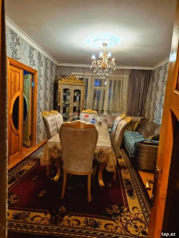 Satılır 4 otaqlı mənzil 90 m²