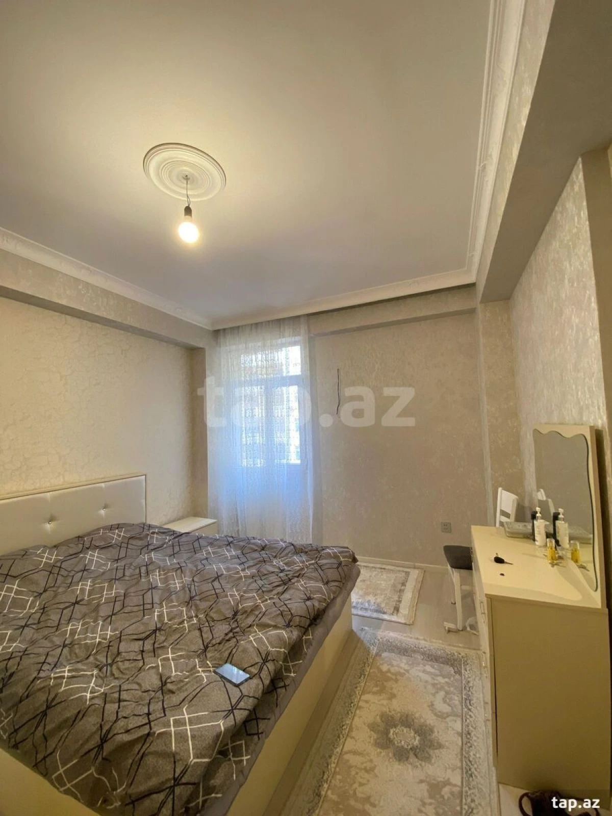 Satılır 2 otaqlı yeni tikili 47.5 m²