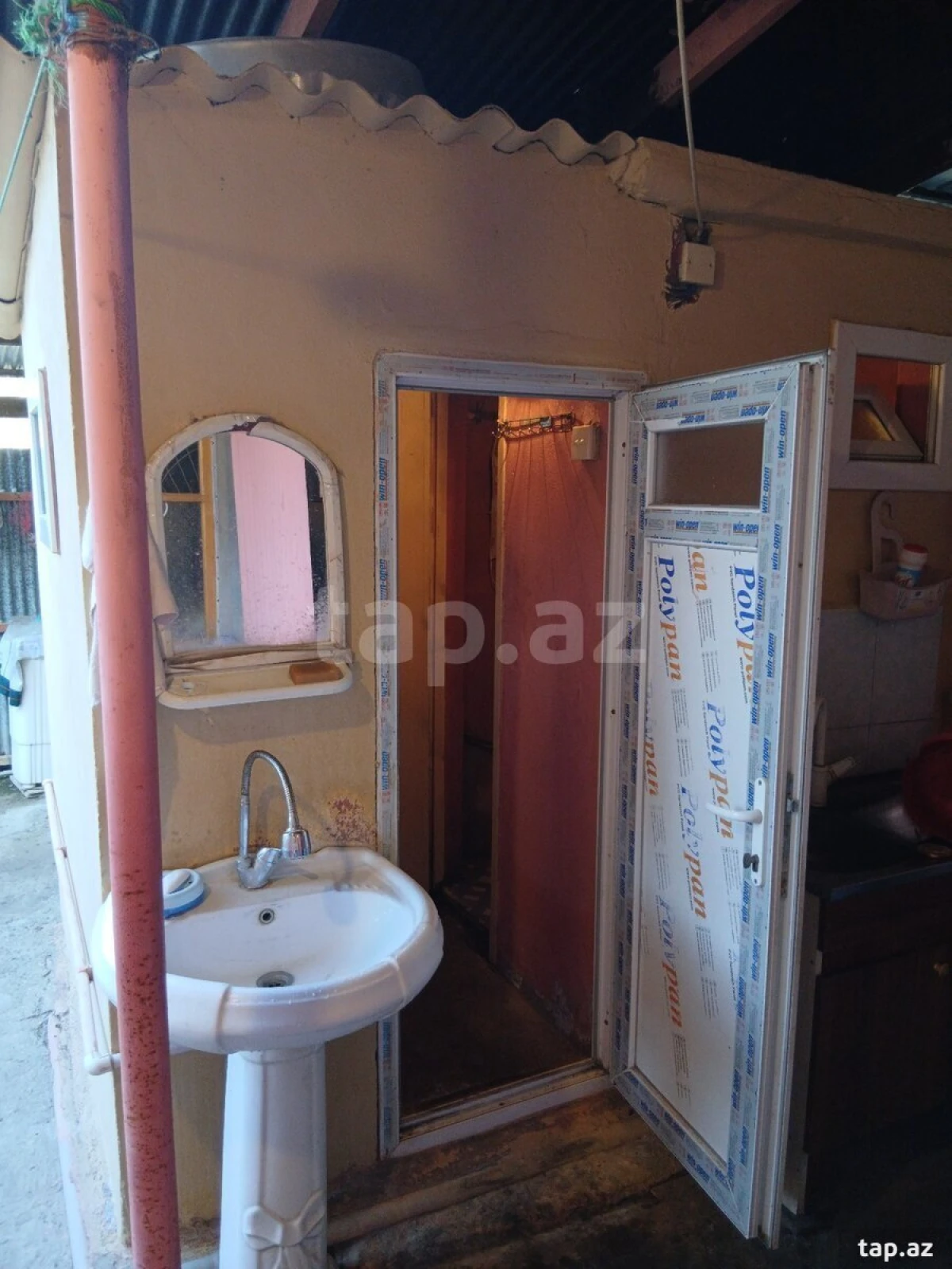 Satılır 5 otaqlı mənzil 120 m²