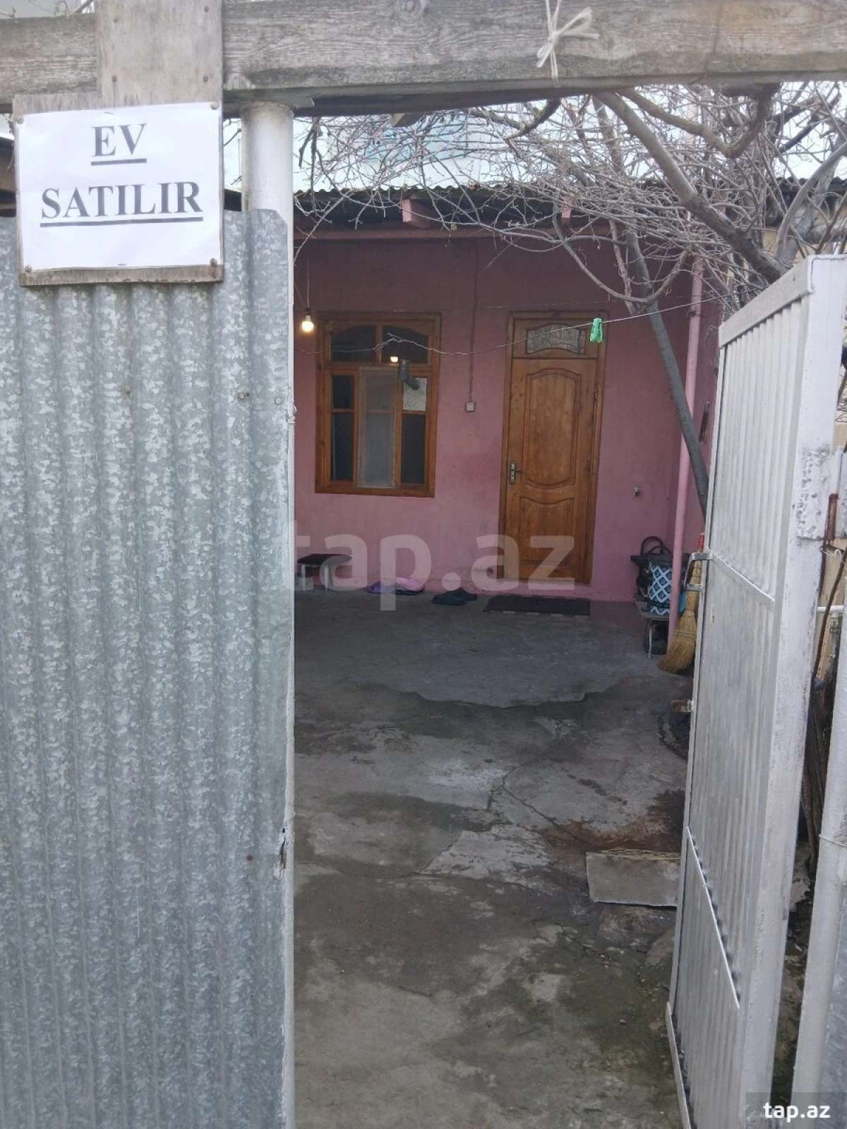 Satılır 5 otaqlı mənzil 120 m²