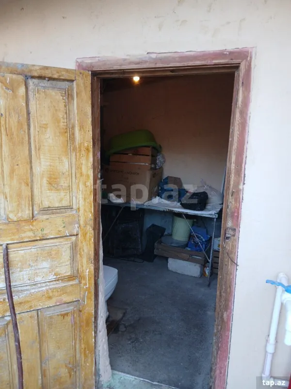 Satılır 5 otaqlı mənzil 120 m²