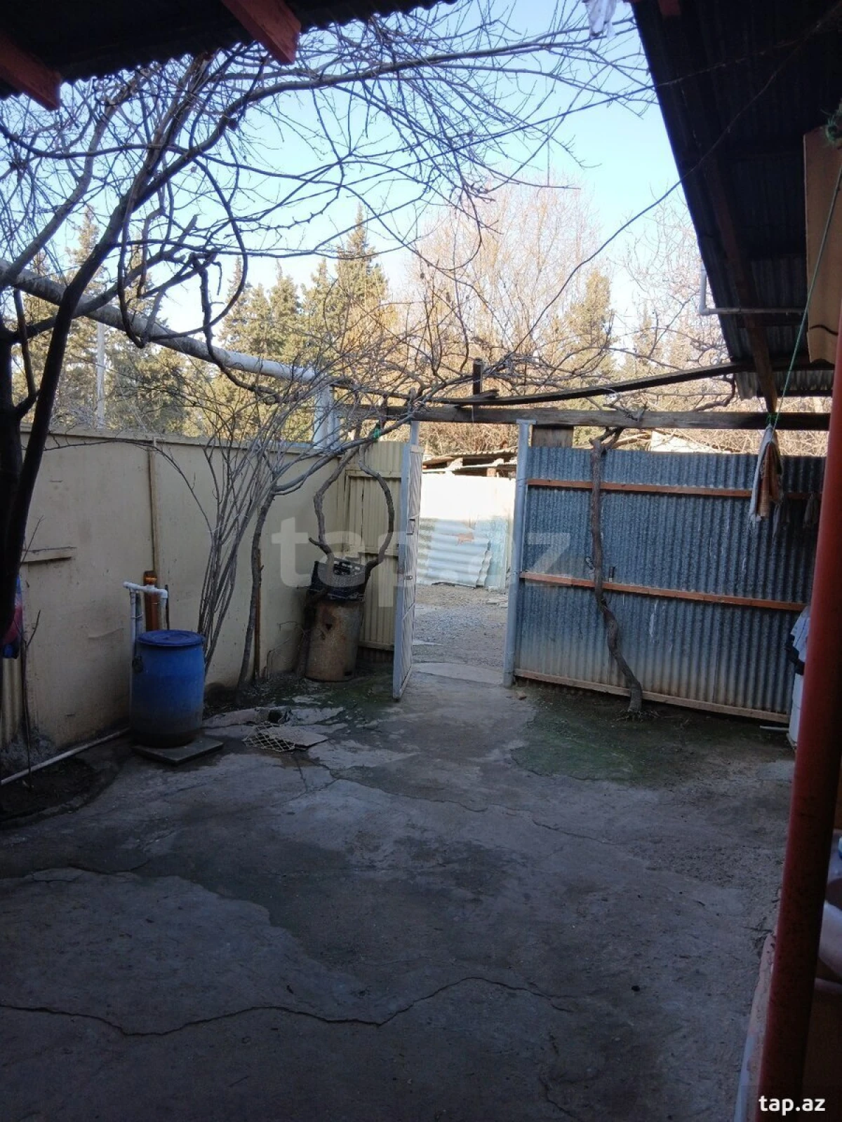 Satılır 5 otaqlı mənzil 120 m²