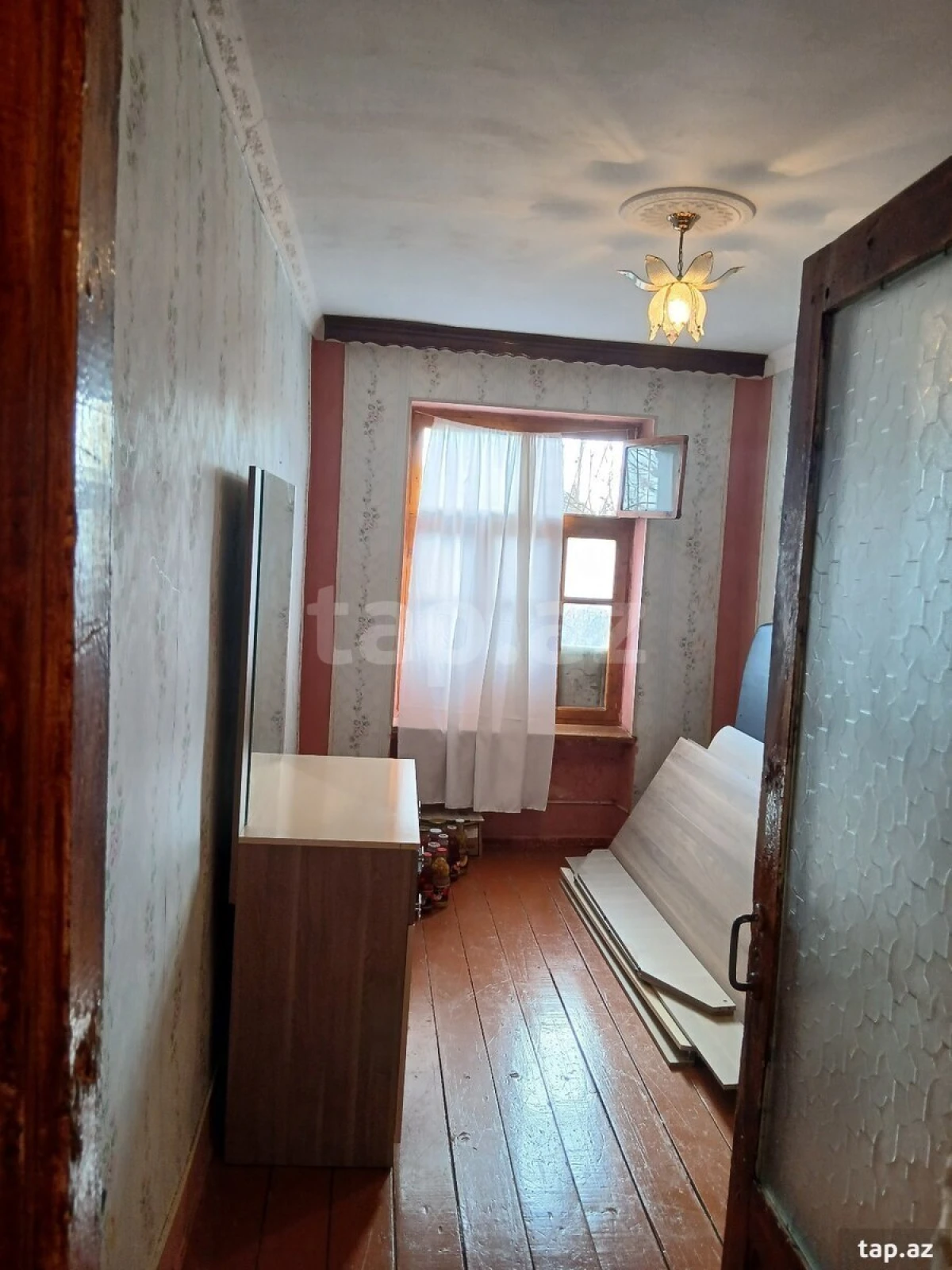 Satılır 5 otaqlı mənzil 120 m²