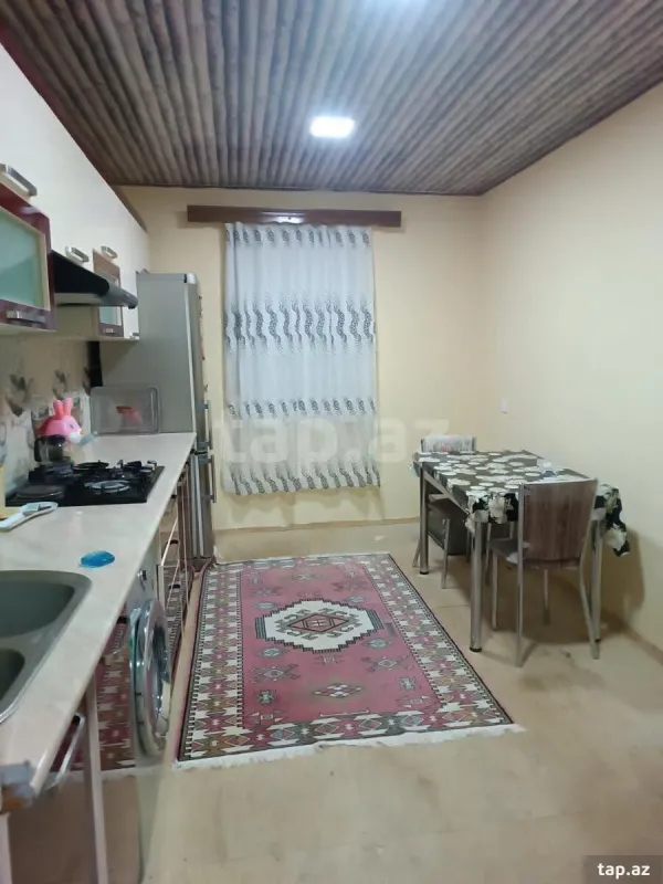 Kirayə verilir 1 otaqlı həyət evi