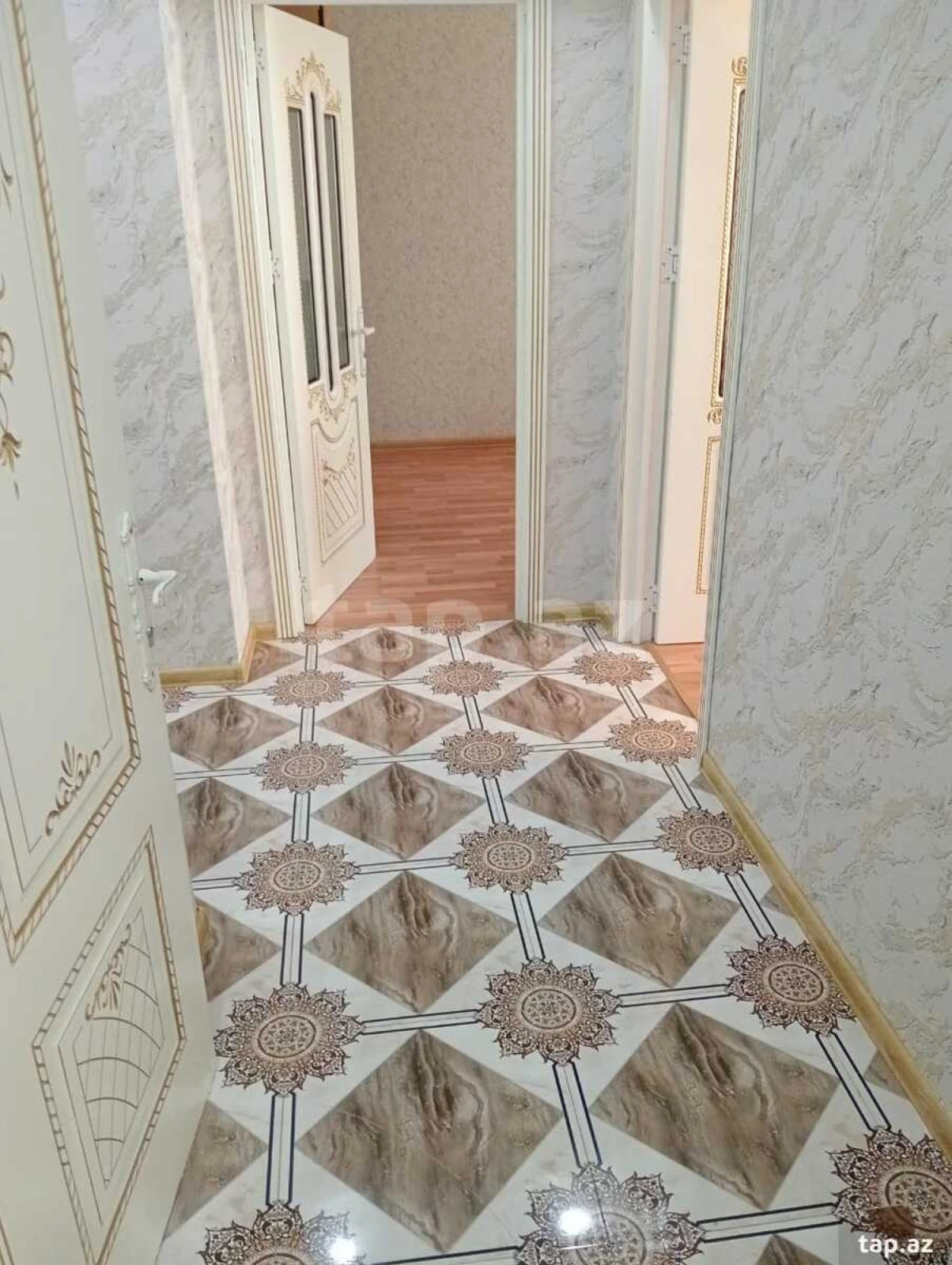 Satılır 3 otaqlı yeni tikili 86 m²