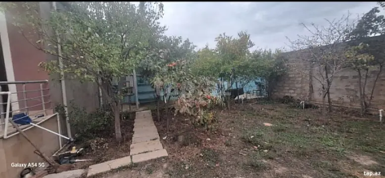 Kirayə verilir 3 otaqlı həyət evi 100 m²