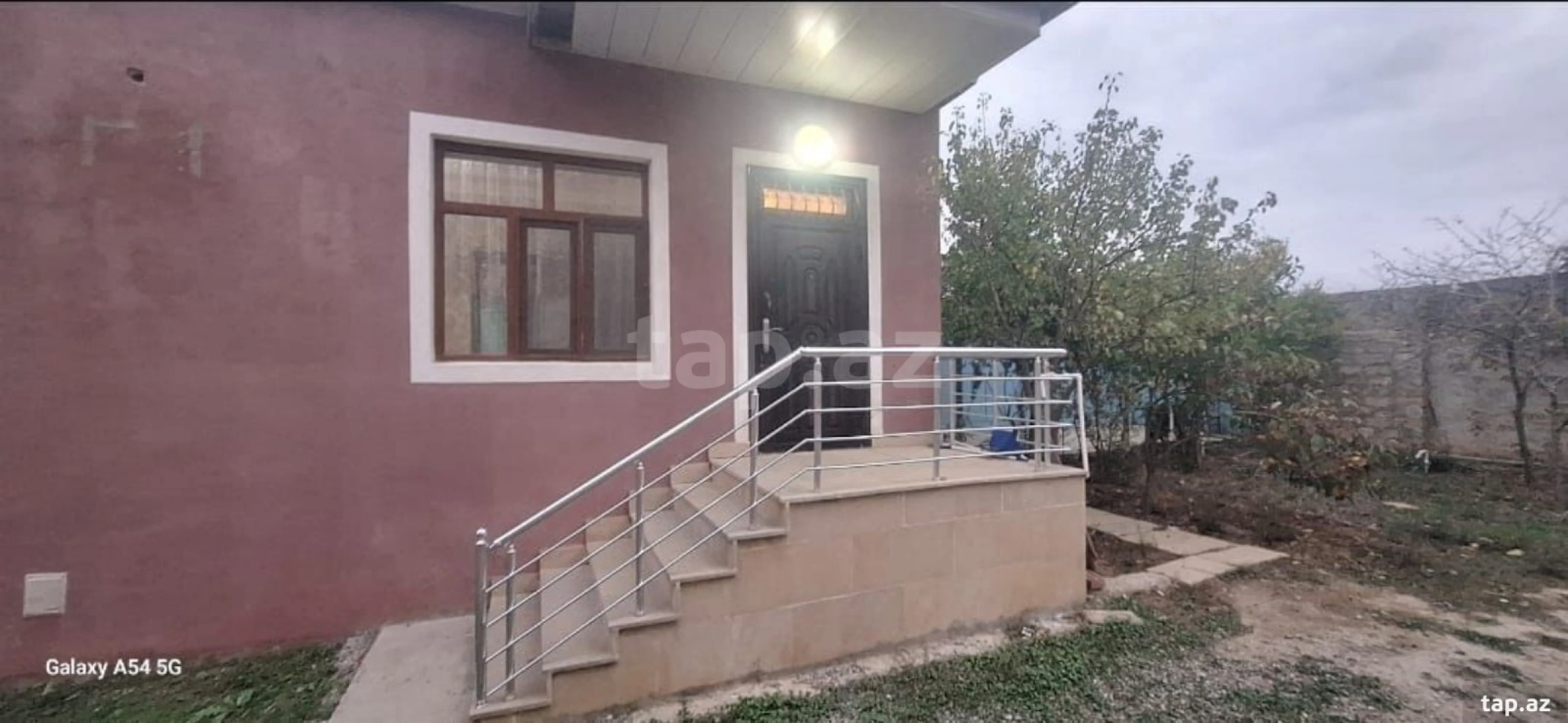 Kirayə verilir 3 otaqlı həyət evi 100 m²