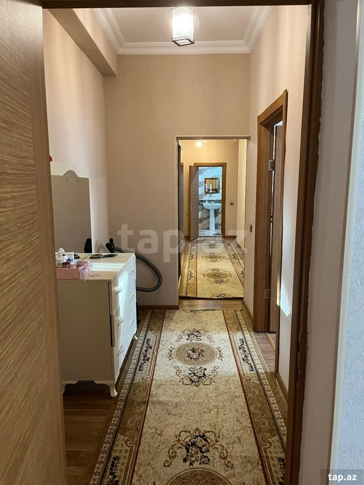 Satılır 3 otaqlı yeni tikili 102 m²