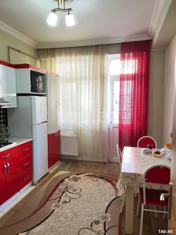 Satılır 3 otaqlı yeni tikili 102 m²
