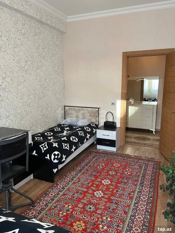 Satılır 3 otaqlı yeni tikili 102 m²
