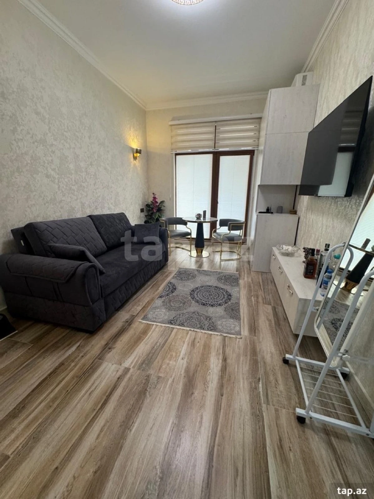 Kirayə verilir 1 otaqlı yeni tikili 30 m²